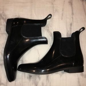 ☔️ Jcrew short rain boots black size 10 -offer!